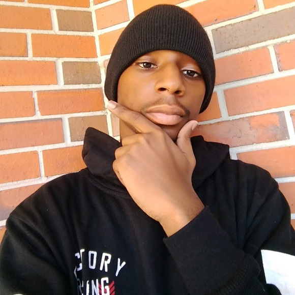 Meet your Posher, Pk - Picture 1 of 1